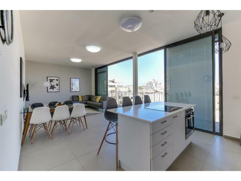 Luxury 2Bedroom Brand New Apt Carlton Hotel テル・アビブ エクステリア 写真